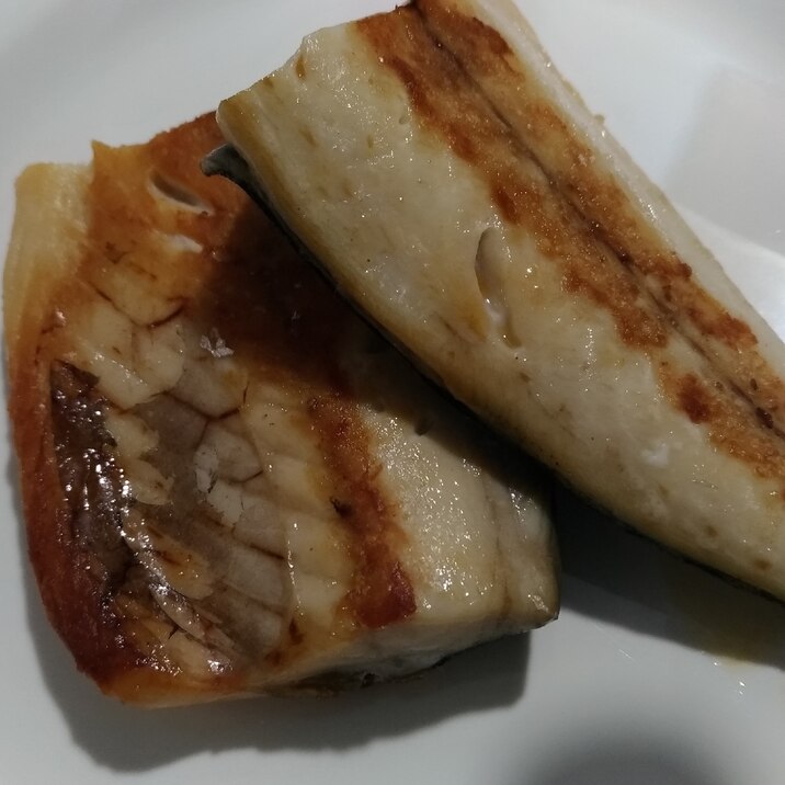 簡単 フライパンで鯖の塩焼き レシピ 作り方 By まめうさぎ 楽天レシピ 簡単 フライパンで鯖の塩焼き レシピ 作り方 By まめうさぎ 楽天レシピ